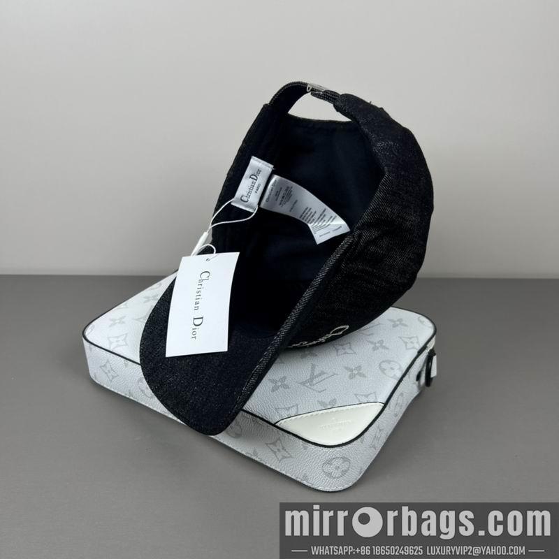 Dior Hat dx05