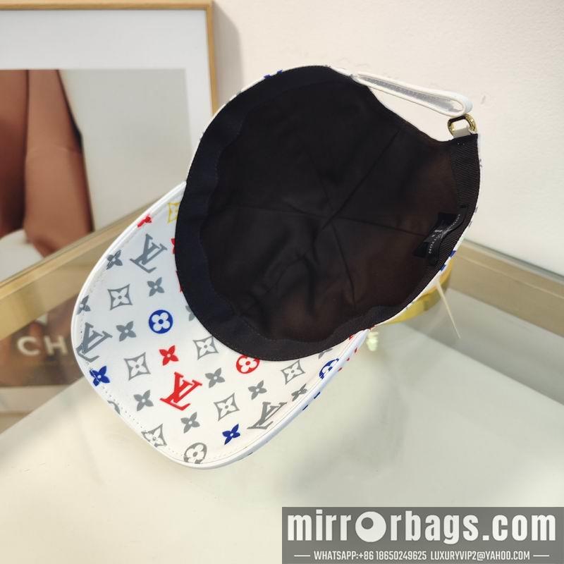 LV Hat dx135