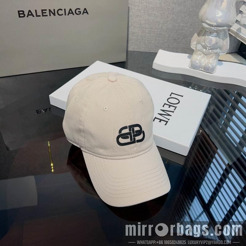 Balenciaga Hat dx05