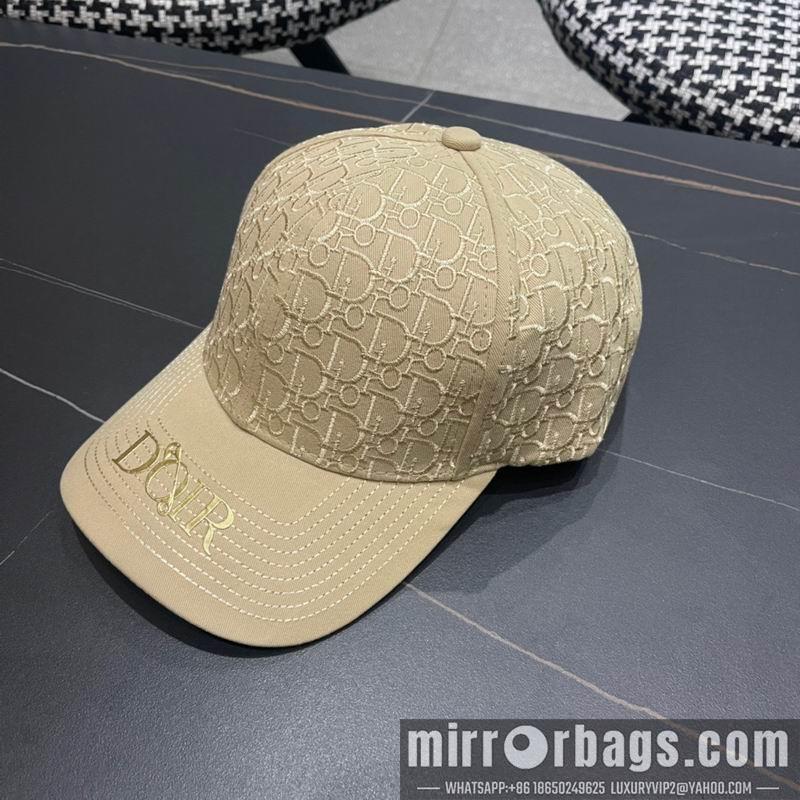 Dior Hat 083003