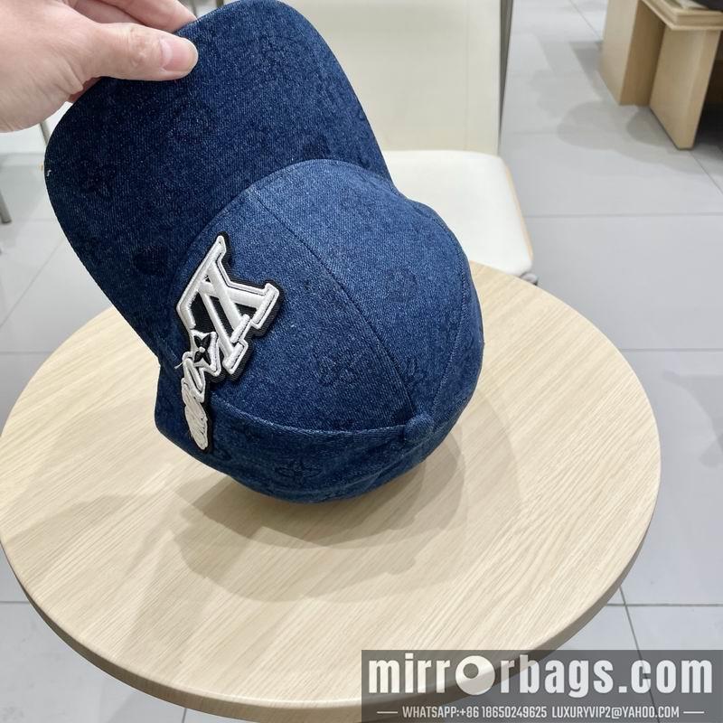 LV Hat 041404