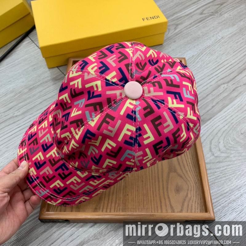 Fendi Hat dx105