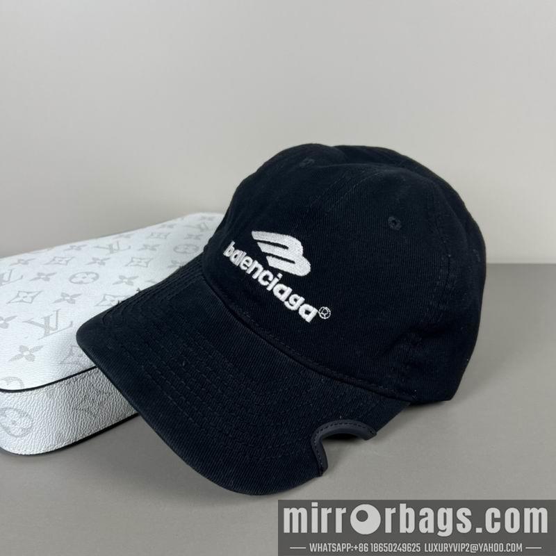 Balenciaga Hat dx28