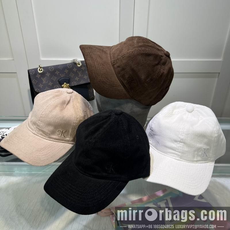 CK Hat dx26