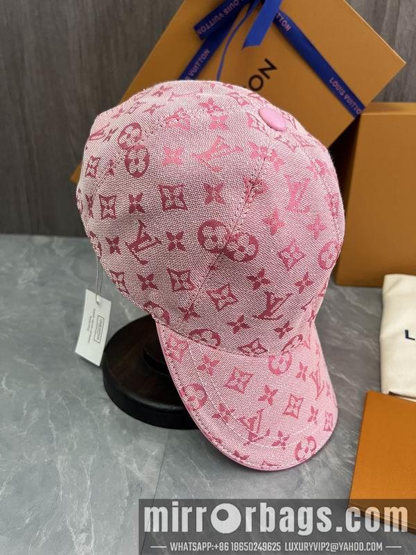 LV Hat dx109