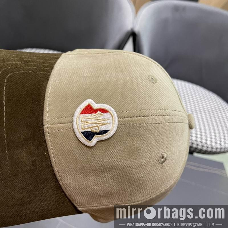 Moncler Hat 092701