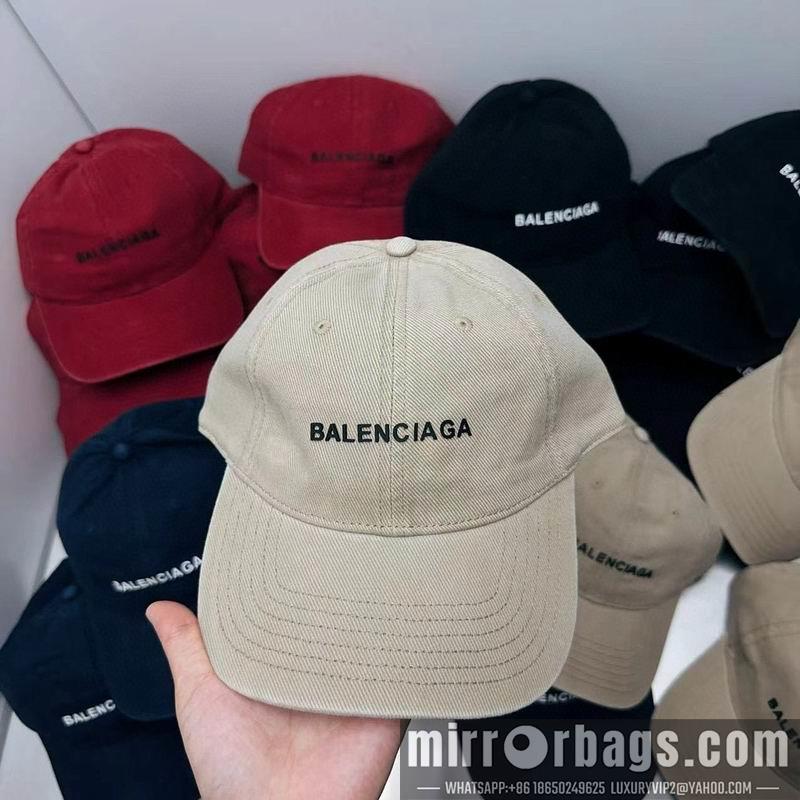 Balenciaga Hat dx102