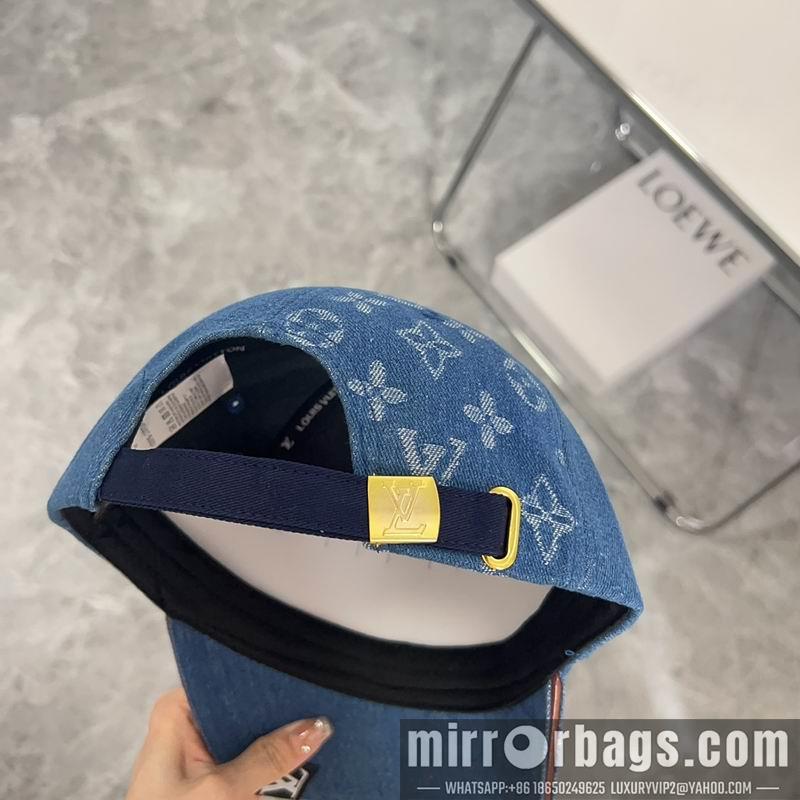 LV Hat 082606