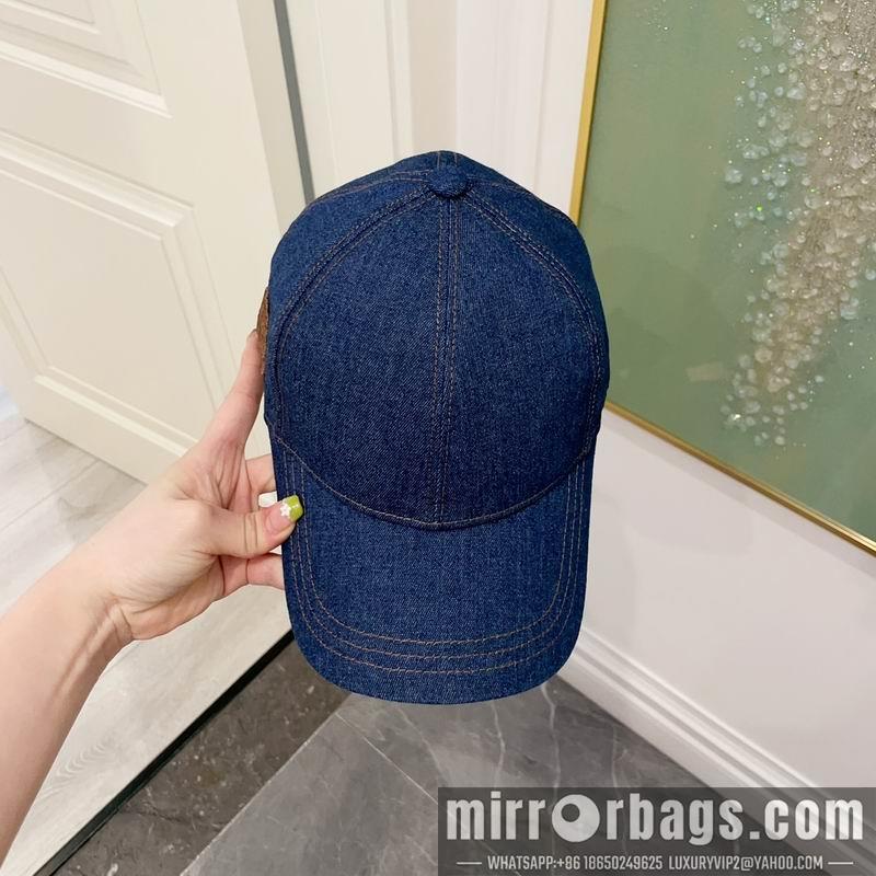 Miumiu Hat dx36