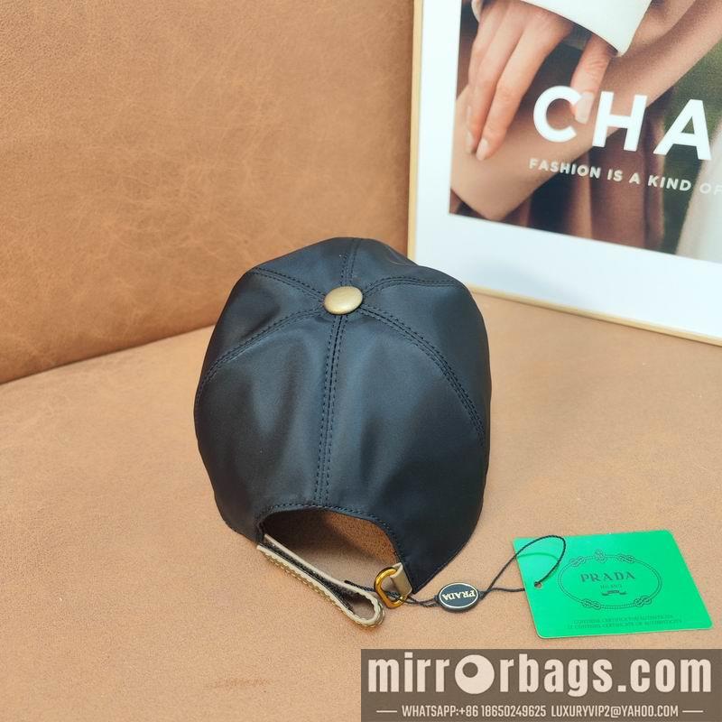 Prada Hat dx35