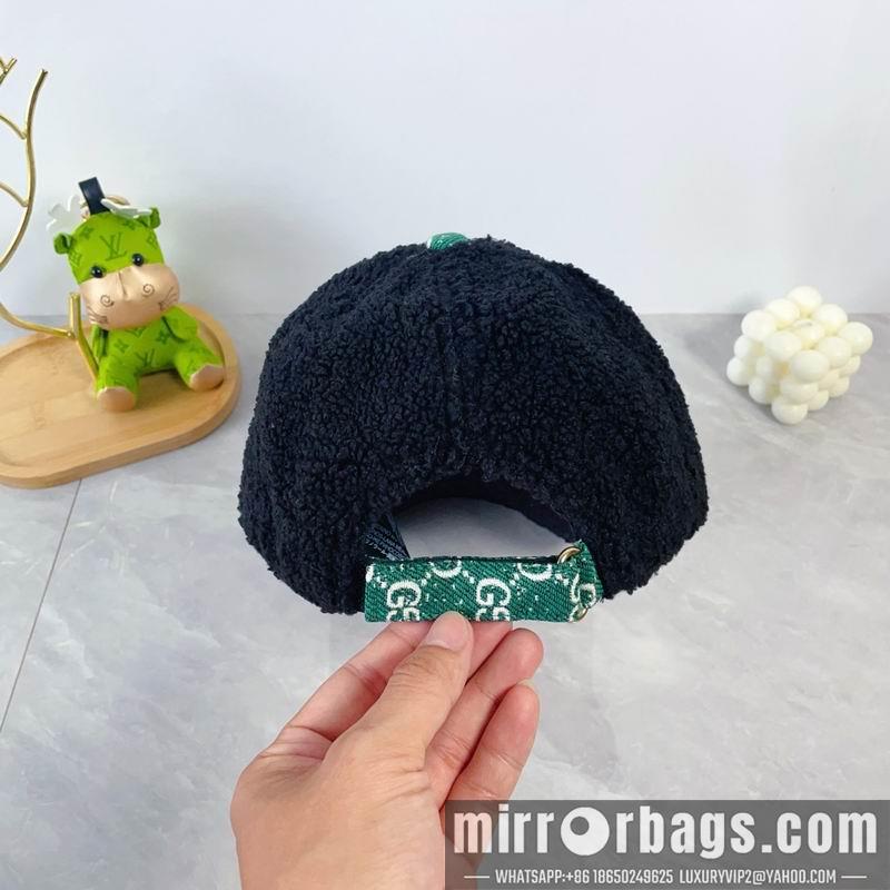 Gucci Hat dx140