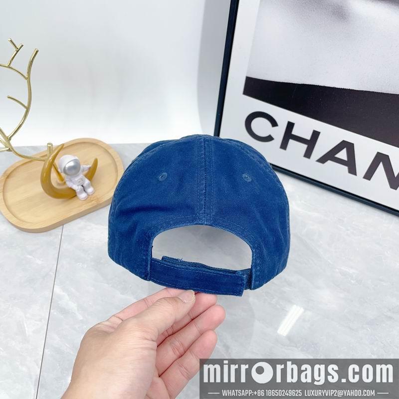 Balenciaga Hat dx67
