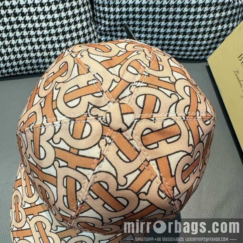 Burberry Hat dx30
