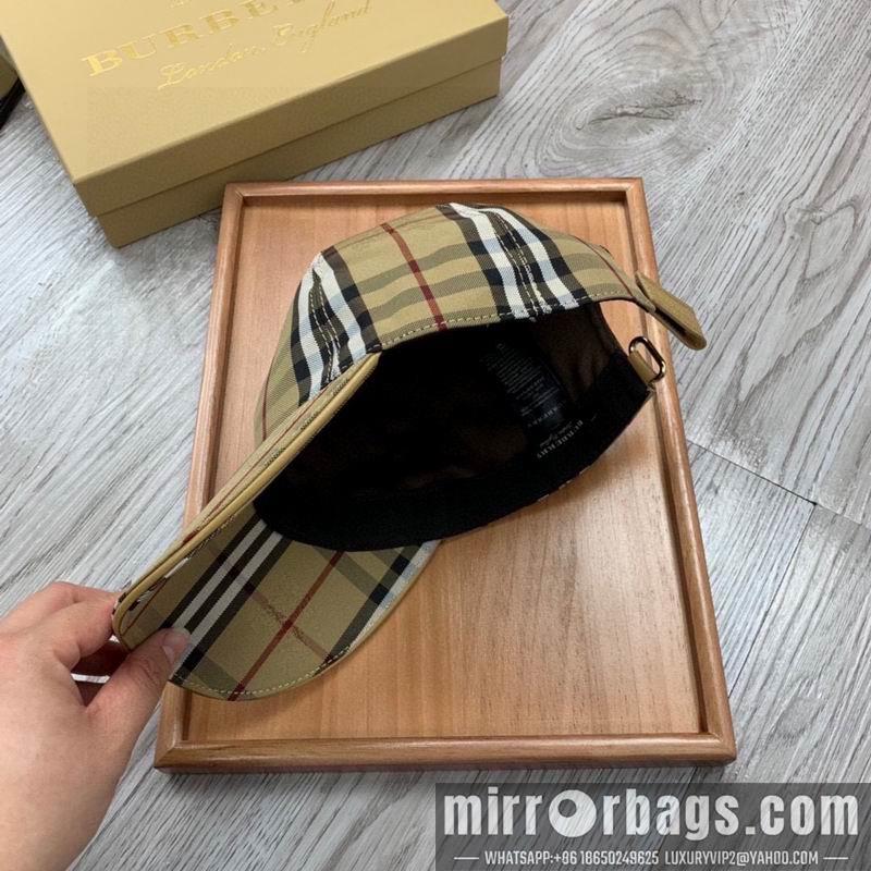 Burberry Hat32