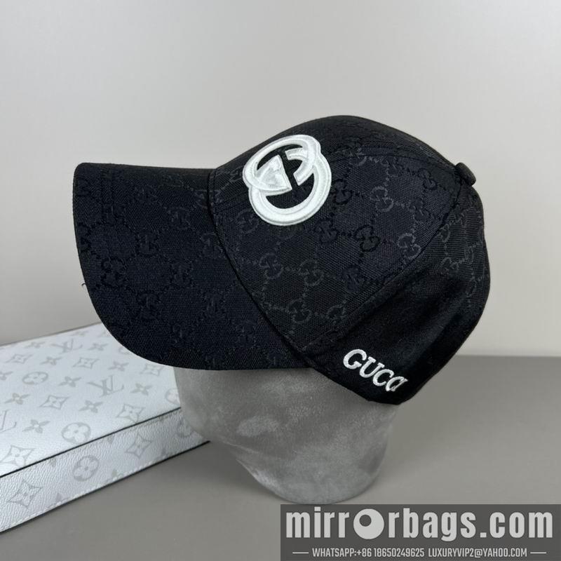 Gucci Hat dx38