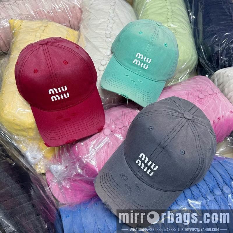 Miumiu Hat dx39