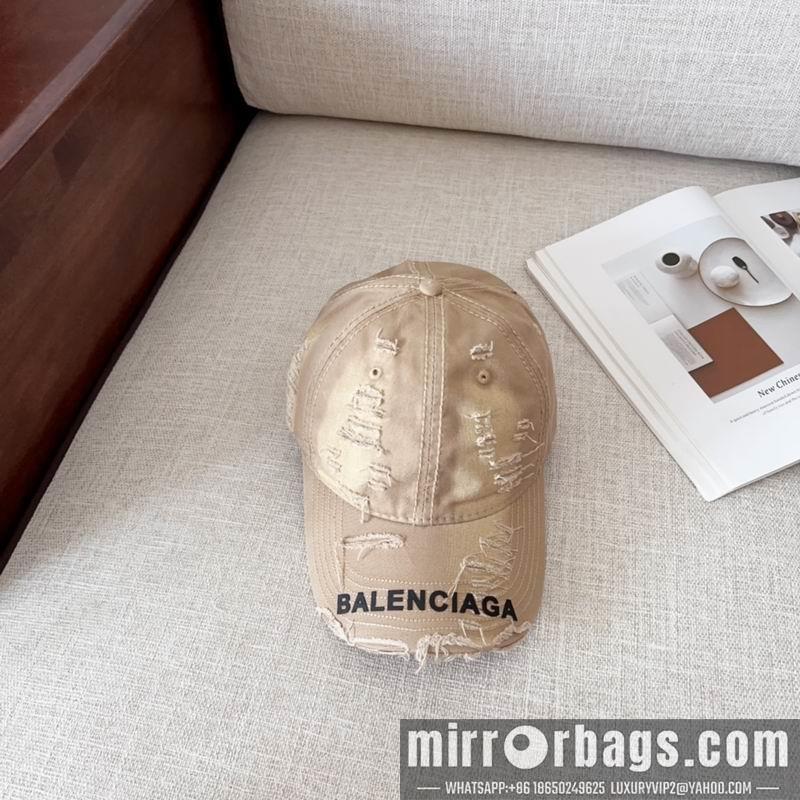 Balenciaga Hat dx105