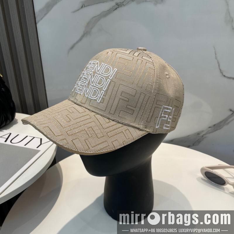 Fendi Hat dx72