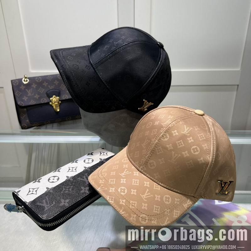 LV Hat dx111