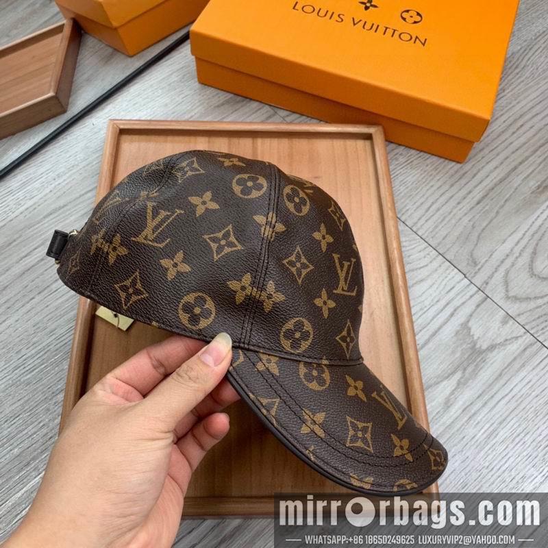 LV Hat dx173