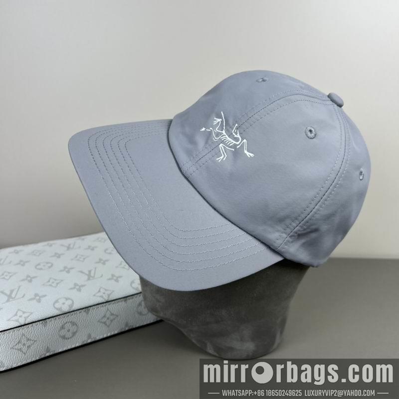 Arcteryx Hat dx20