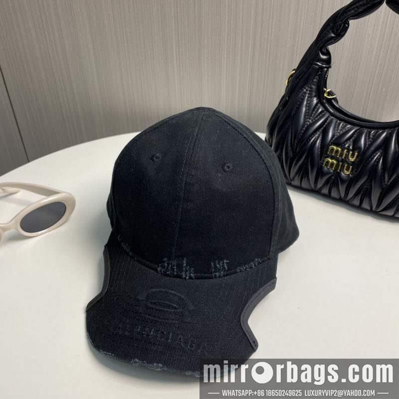 Balenciaga Hat 010401