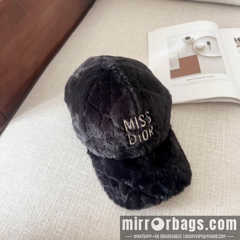 Dior Hat dx75