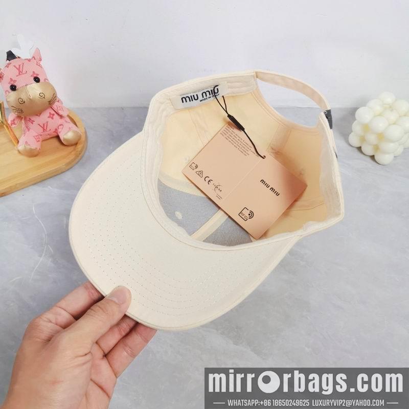 Miumiu Hat dx02