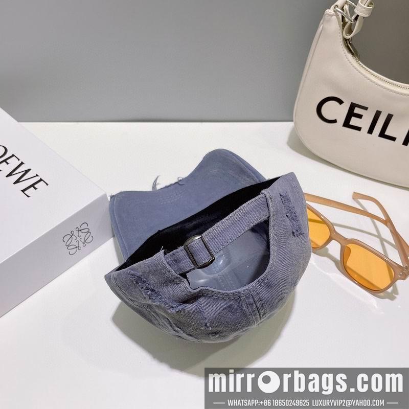Balenciaga Hat dx26