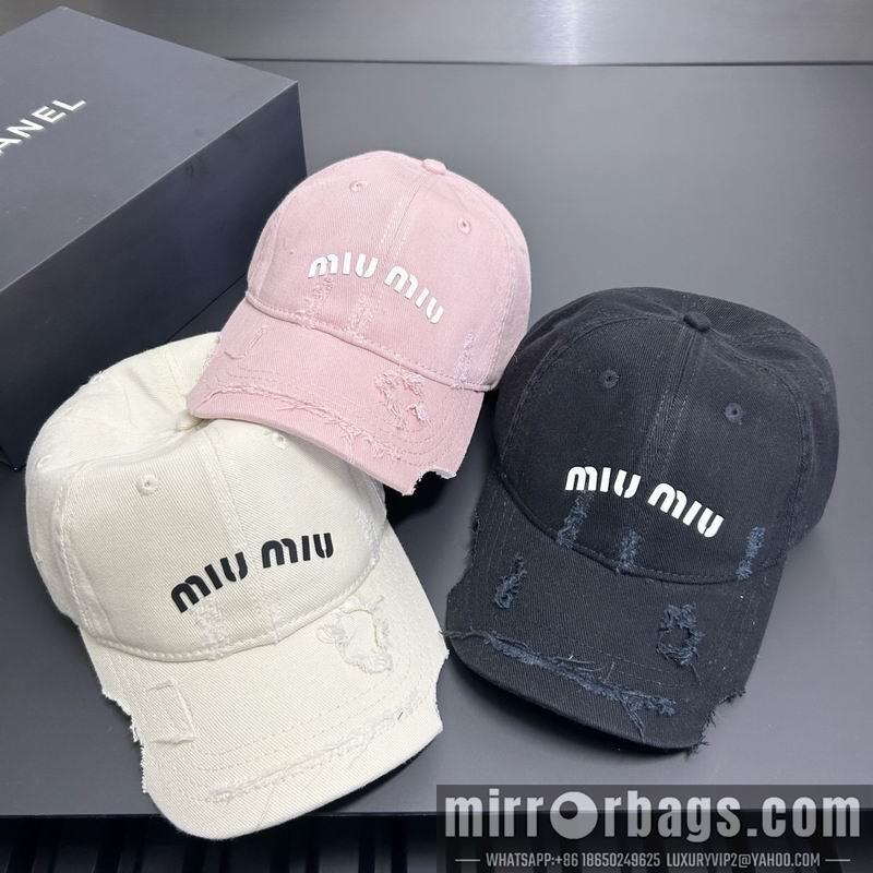 Miumiu Hat dx06