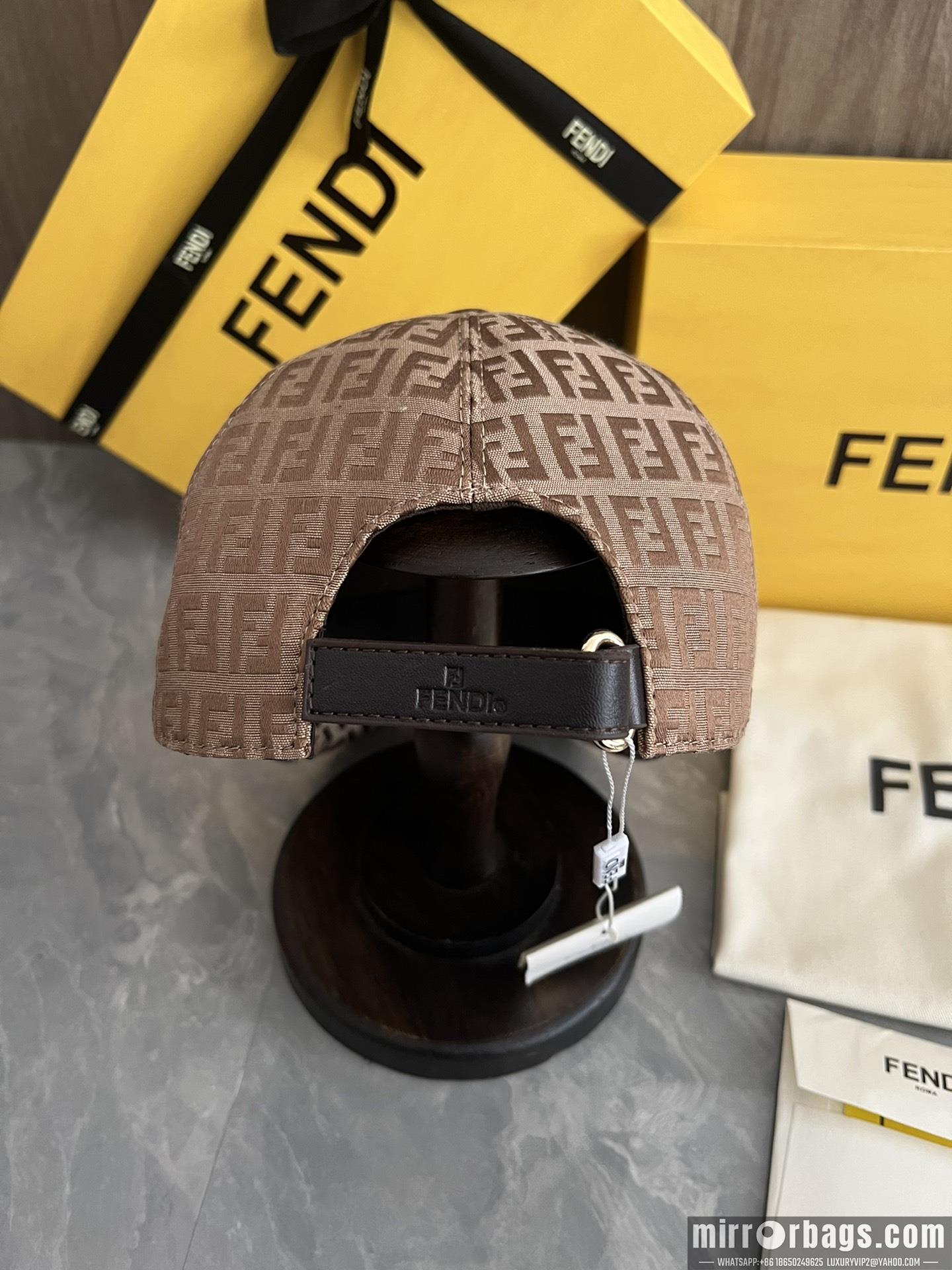 Fendi Hat dx87