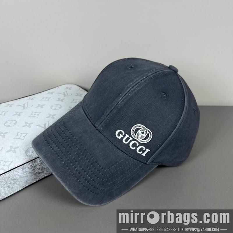 Gucci Hat dx25