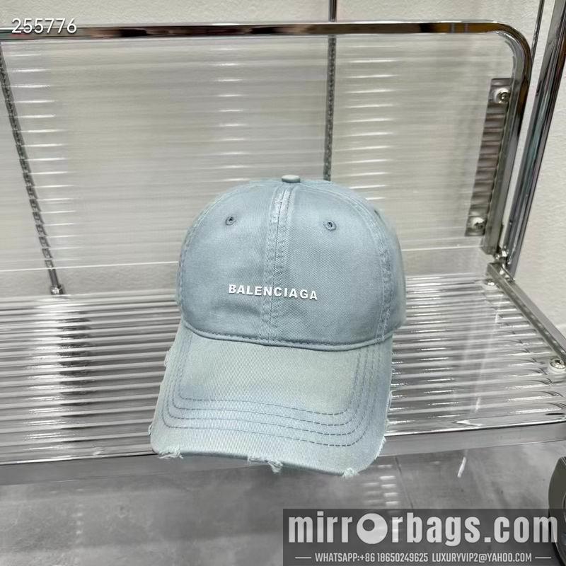 Balenciaga Hat dx16