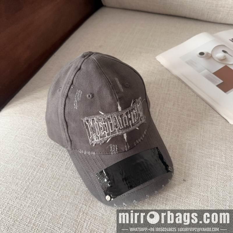 Balenciaga Hat dx22