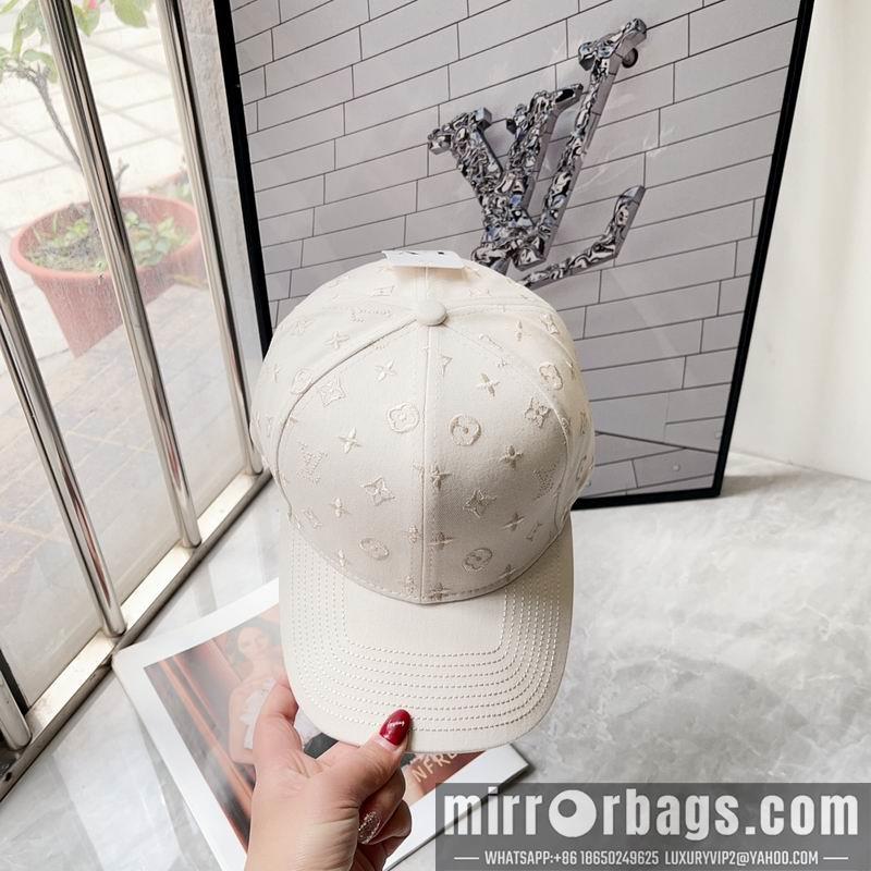 LV Hat 050703