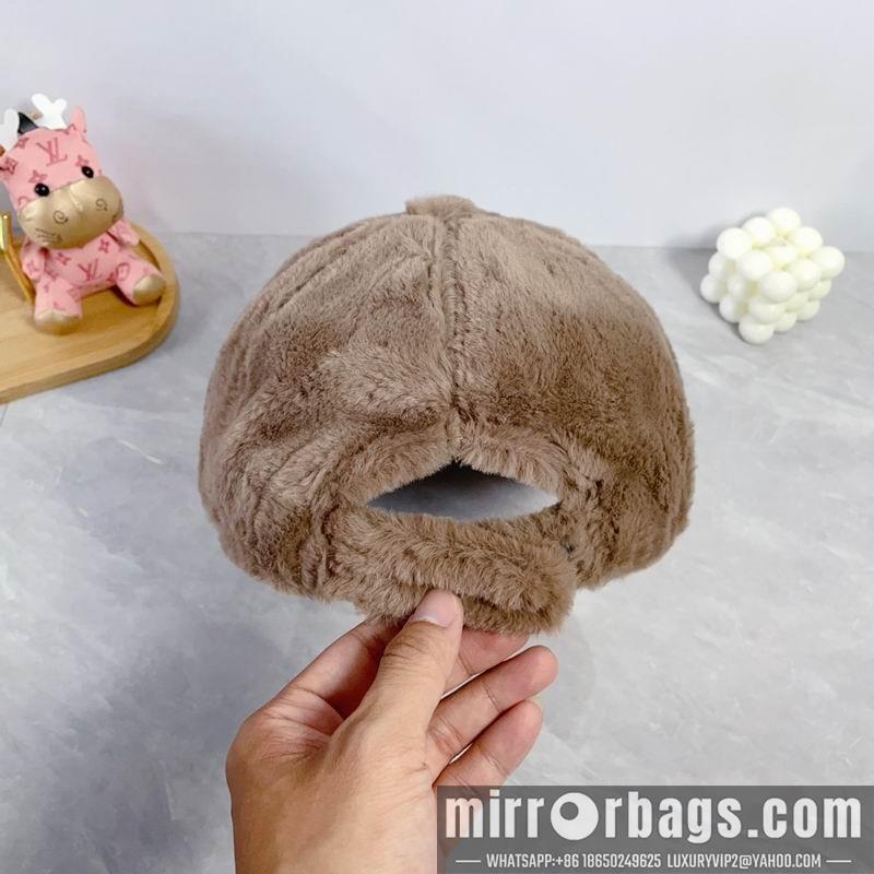 LV Hat dx100