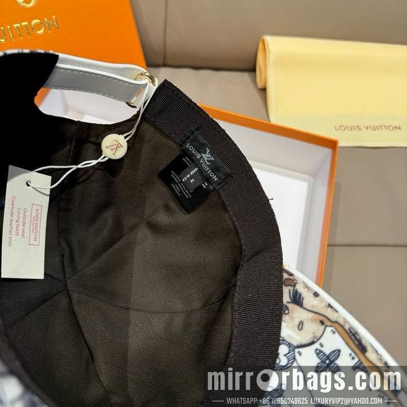 Gucci Hat dx150