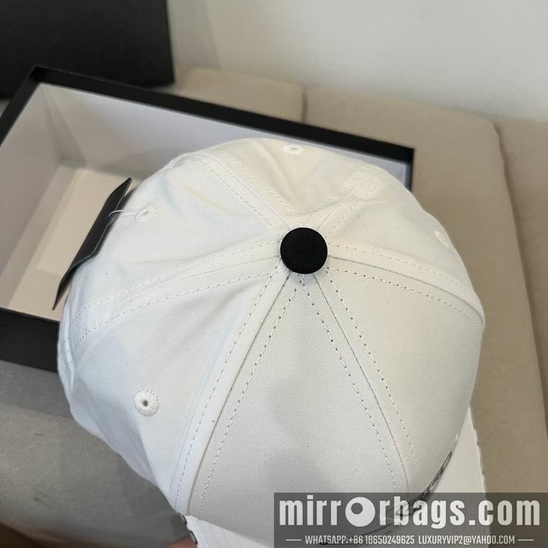 Prada Hat dx25