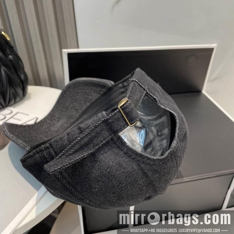 Loewe Hat dx55