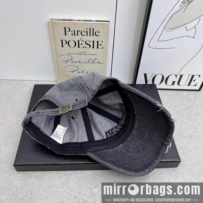 Balenciaga Hat 081801