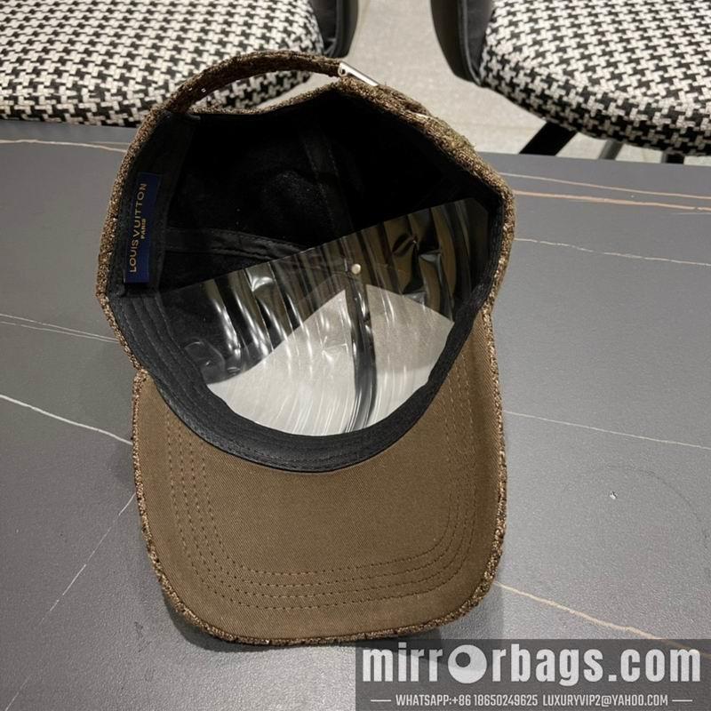 LV Hat 010901
