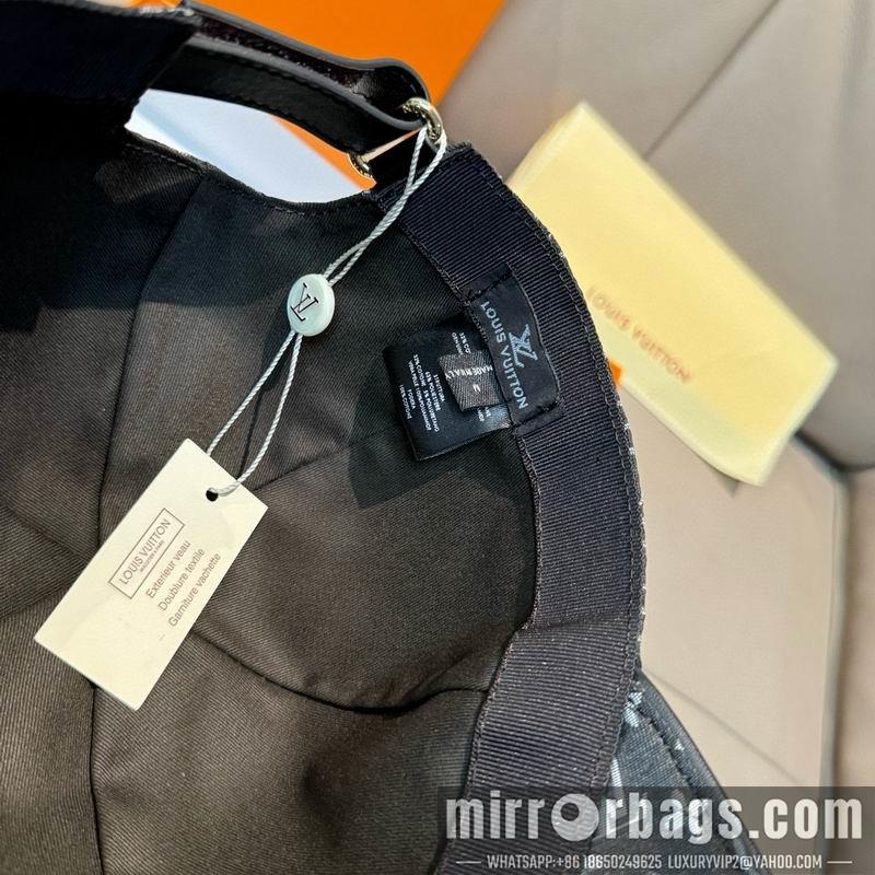 LV Hat dx119