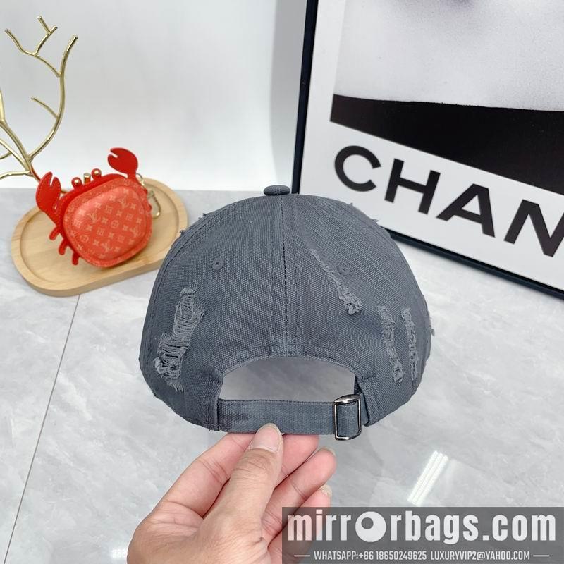 Prada Hat dx13
