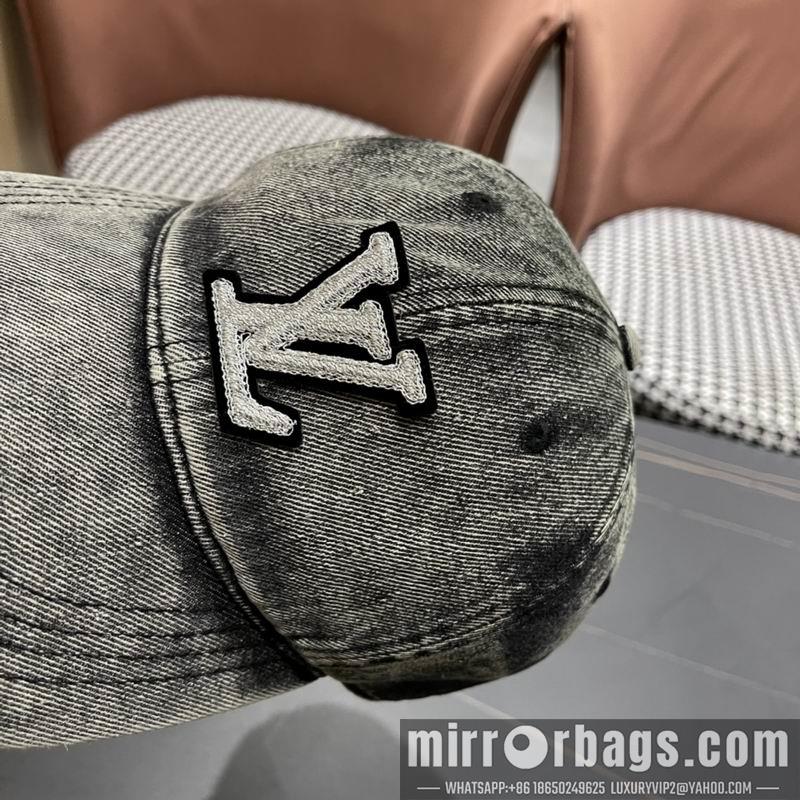 LV Hat 042707