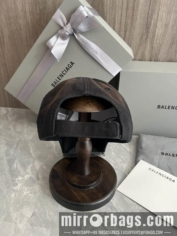 Balenciaga Hat dx42
