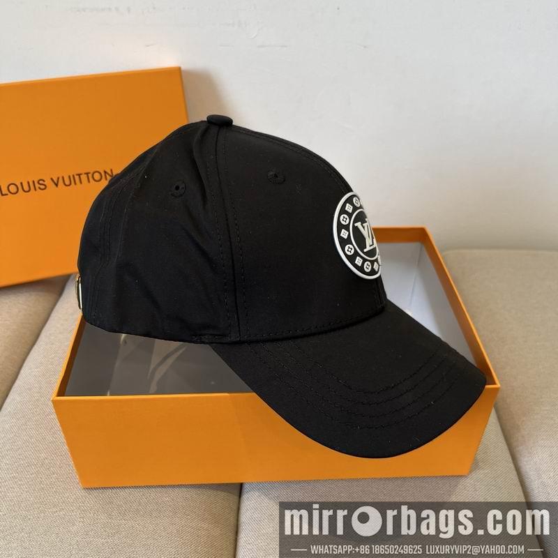 LV Hat dx66