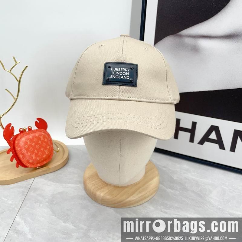 Burberry Hat dx04