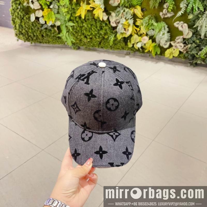 LV Hat 102803