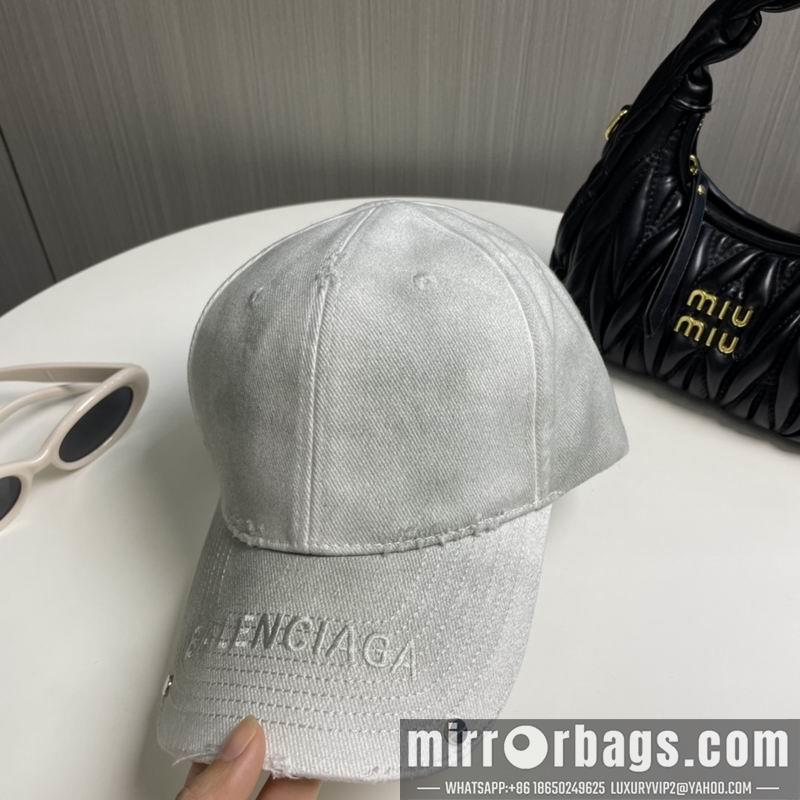 Balenciaga Hat 010201