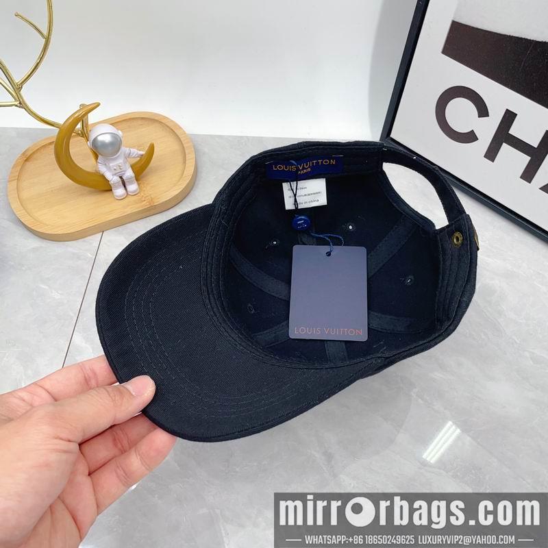 LV Hat dx54